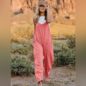 Coral Pink Sleeveless V-Neck Pocketed Jumpsuit NWT Size is Medium